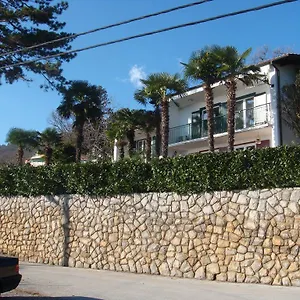 Leon And Leona Apartman Opatija